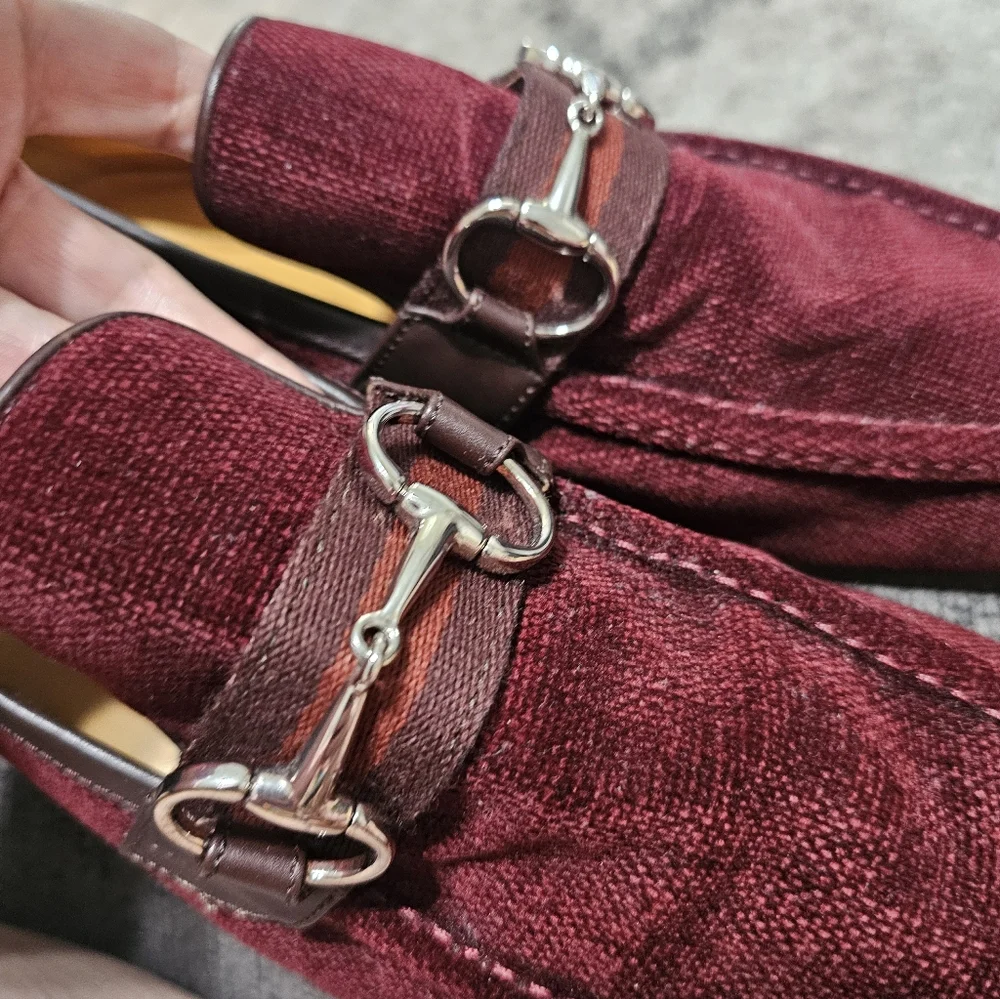 Gucci Burgundy Velvet Horsebit Loafers Size 9.5